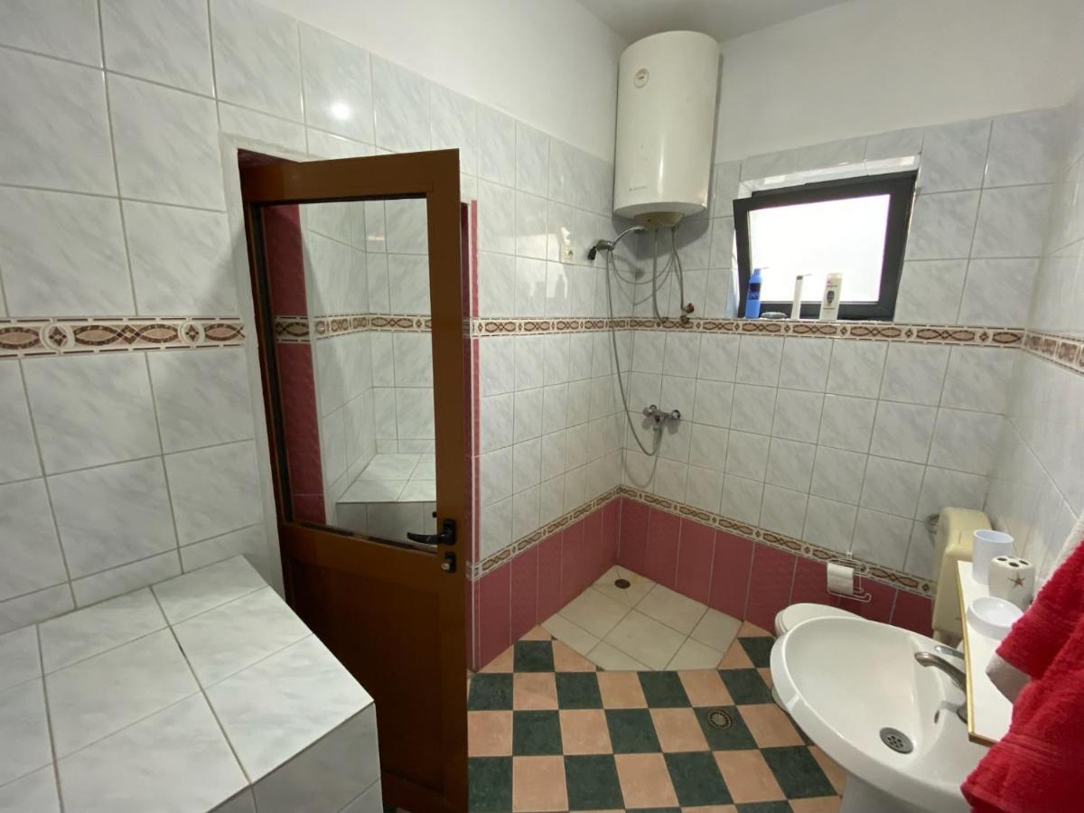 Vlorë Villa Duka מראה חיצוני תמונה